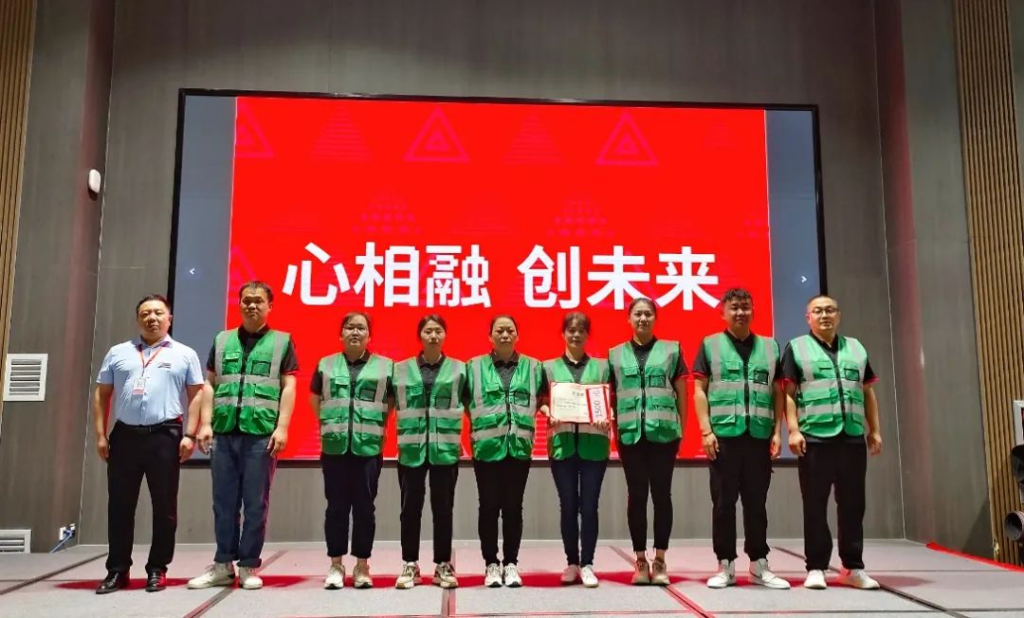 趣味运动结伴同行 | 尊龙凯时物流趣味运动会