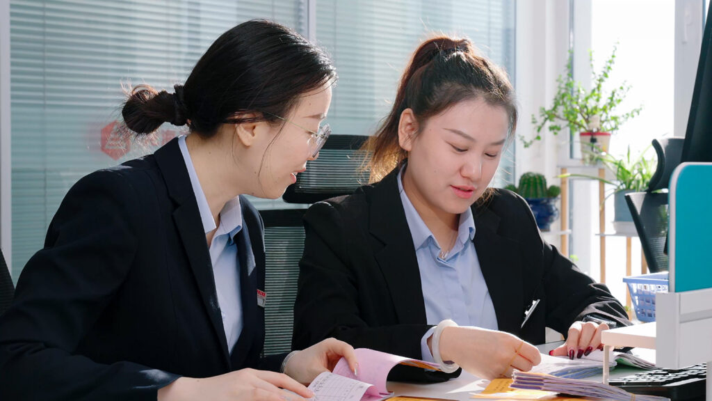 物流节特辑 | 物流人：汇聚微光，筑梦前行